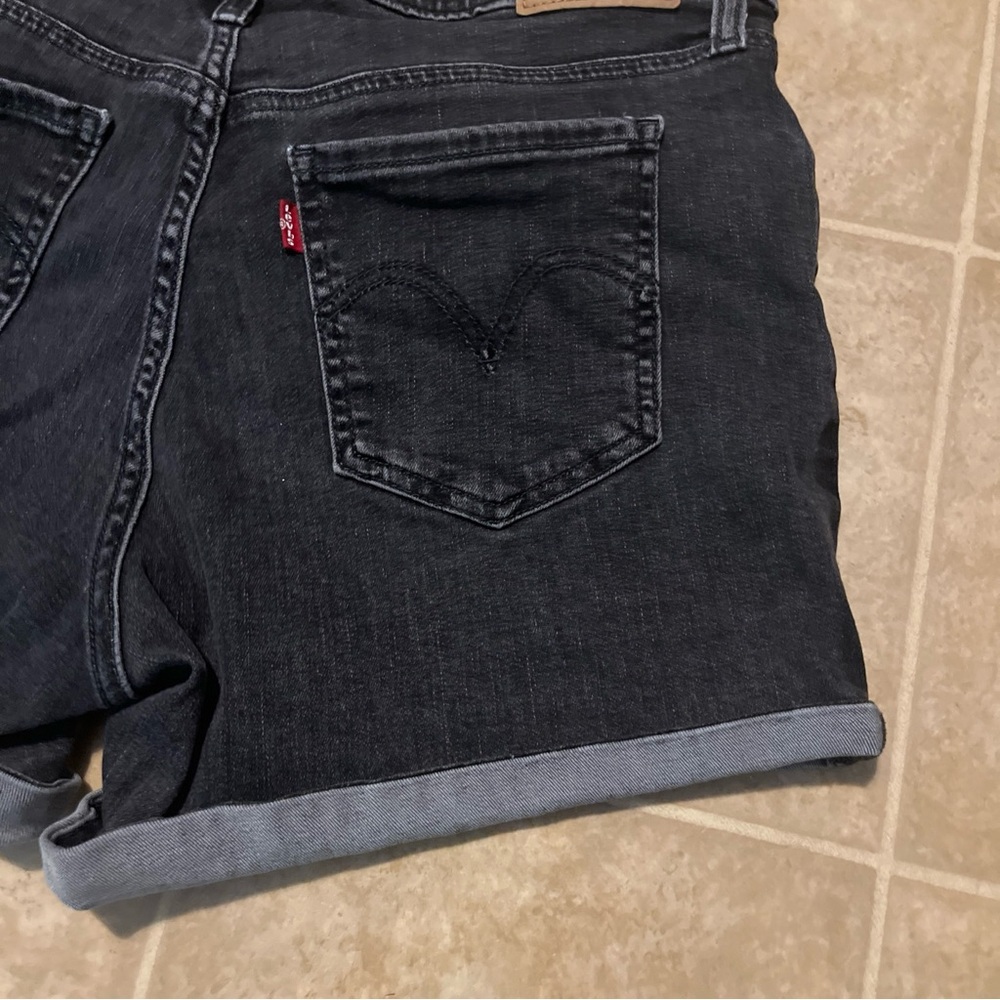 Levi’s mid length stretch cuffed hem gray denim jean shorts - Picture 8 of 8